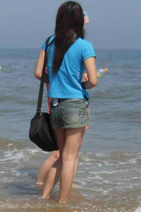 《含羞草研究所》